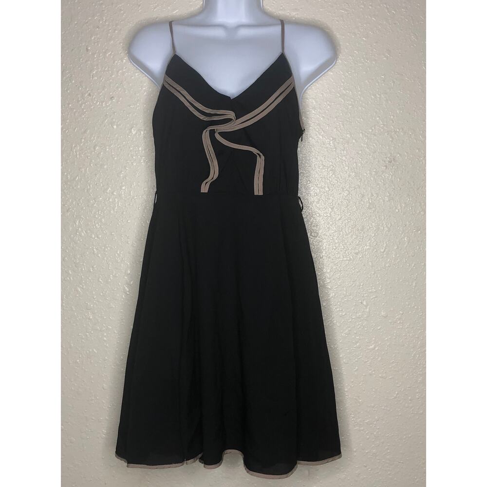 Monteau ruffle front sundress in black and tan size medium, adjustable straps